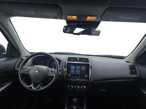 Alloy Silver Metallic 2025 Mitsubishi Outlander Sport SE