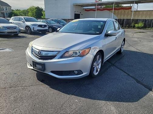 2013 Acura ILX 2.0L Technology