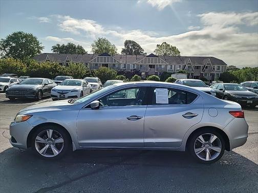 2013 Acura ILX 2.0L Technology