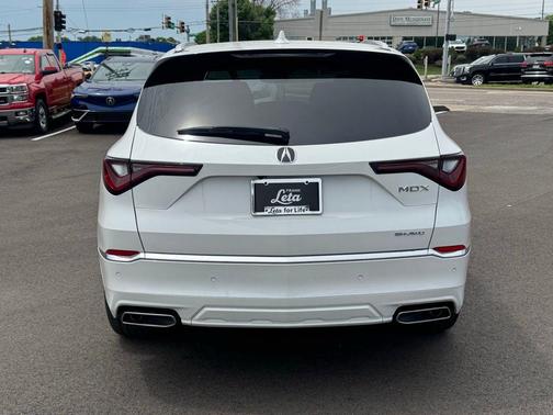 Platinum White Pearl 2026 Acura MDX Advance Package