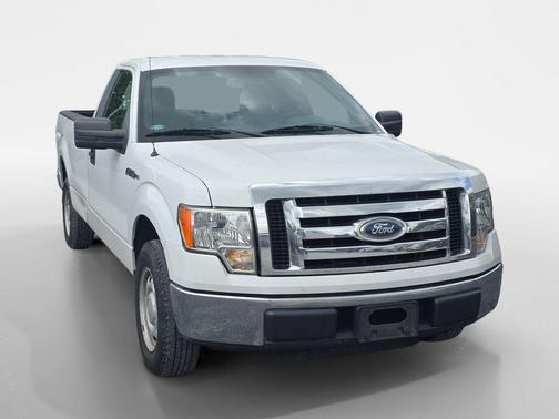 Oxford White 2010 Ford F-150 XL