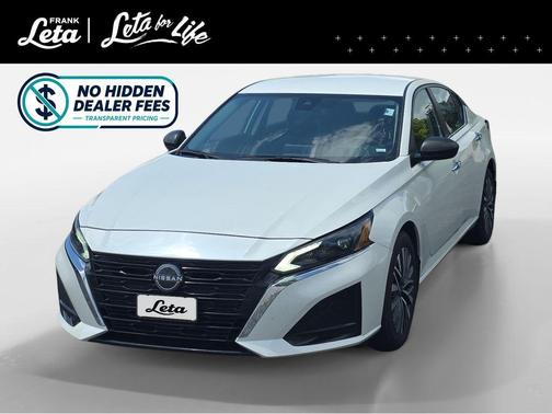 Pearl White Tricoat 2024 Nissan Altima 2.5 SV