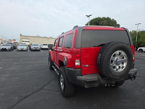 2009 Hummer H3 Base