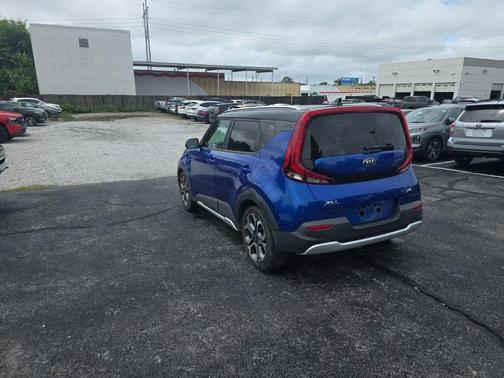 Cherry Black/Blue Roof 2020 Kia Soul X-Line