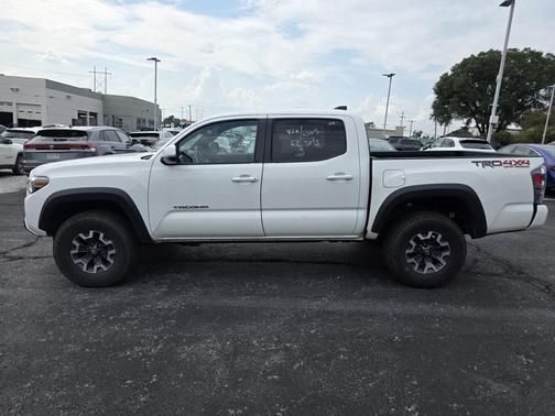 2023 Toyota Tacoma TRD Off-Road