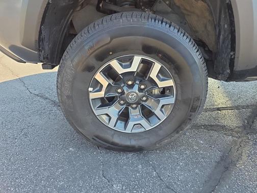 2023 Toyota Tacoma TRD Off Road