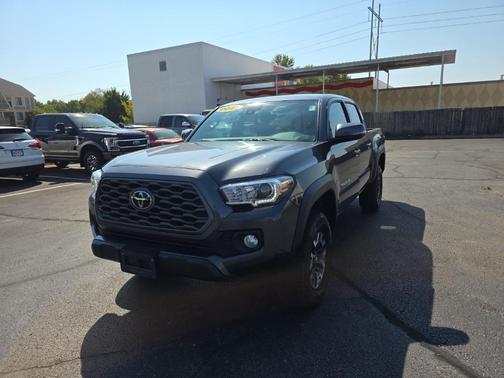 2023 Toyota Tacoma TRD Off Road