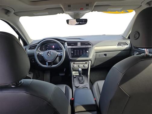 2020 Volkswagen Tiguan 2.0T SEL