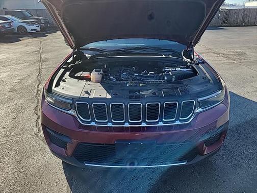 2023 Jeep Grand Cherokee Laredo