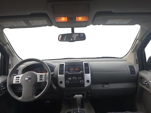 2015 Nissan Frontier SV