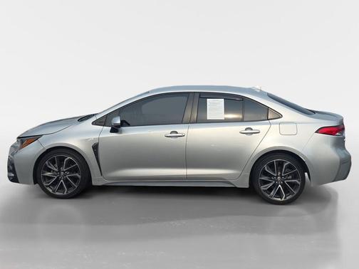 Classic Silver Metallic 2020 Toyota Corolla SE