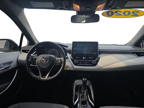 Classic Silver Metallic 2020 Toyota Corolla SE