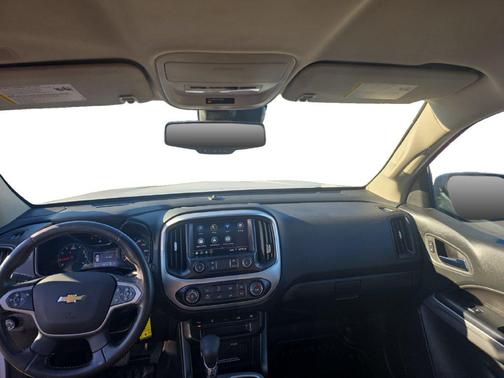 Summit White 2022 Chevrolet Colorado LT