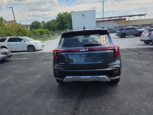 2024 Kia Seltos EX