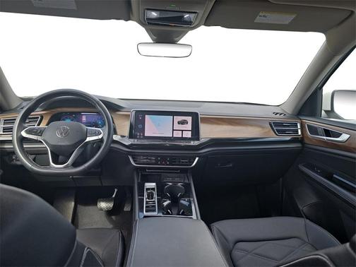 2025 Volkswagen Atlas 2.0T SE w/Technology 4MOTION