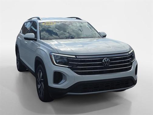 2025 Volkswagen Atlas 2.0T SE w/Technology 4MOTION
