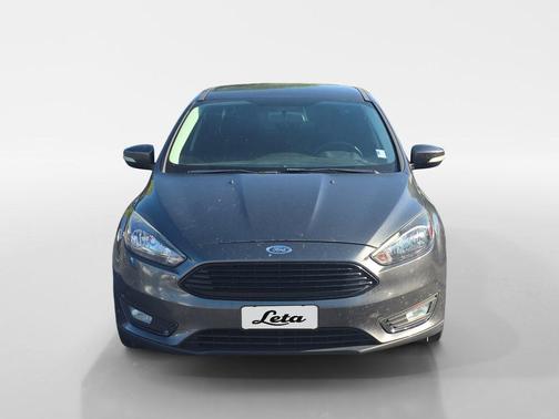 Magnetic Metallic 2018 Ford Focus SE
