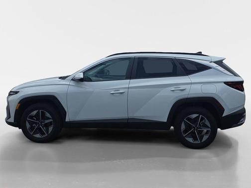 Serenity White Pearl 2025 Hyundai TUCSON SEL