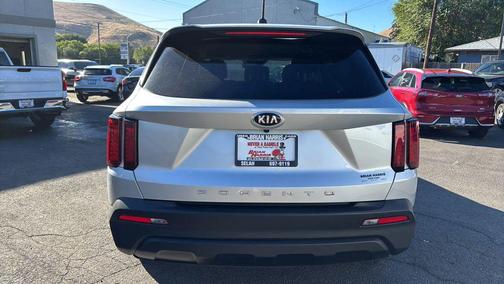 2021 Kia Sorento LX