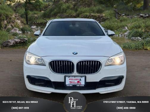 2013 BMW 740 740i