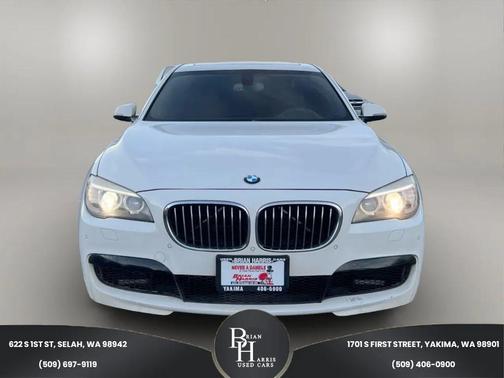 2013 BMW 740 740i