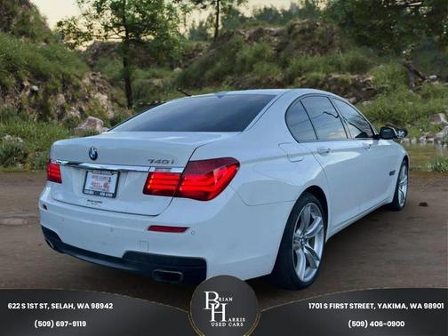 2013 BMW 740 740i