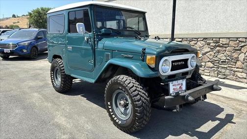 1976 Toyota Land Cruiser Base