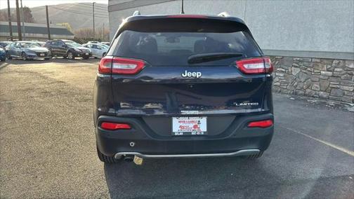 2016 Jeep Cherokee Sport