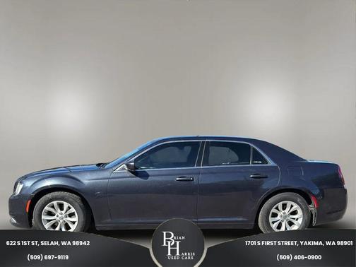 2016 Chrysler 300 Limited