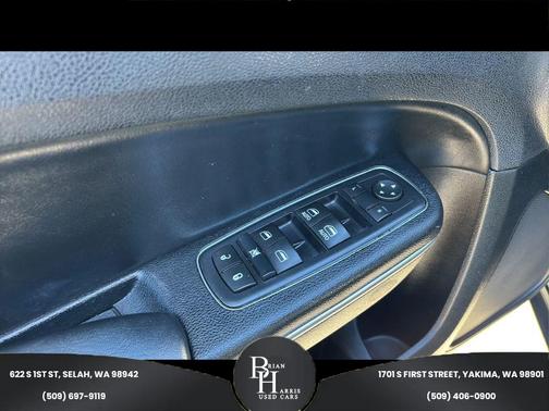 2016 Chrysler 300 Limited