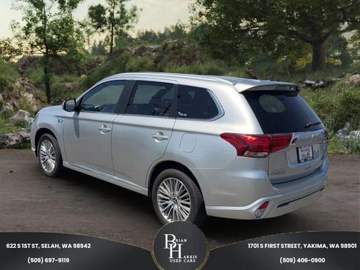 Alloy Silver Metallic 2022 Mitsubishi Outlander PHEV SEL