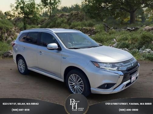 Alloy Silver Metallic 2022 Mitsubishi Outlander PHEV SEL