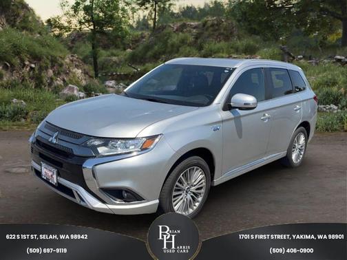 Alloy Silver Metallic 2022 Mitsubishi Outlander PHEV SEL