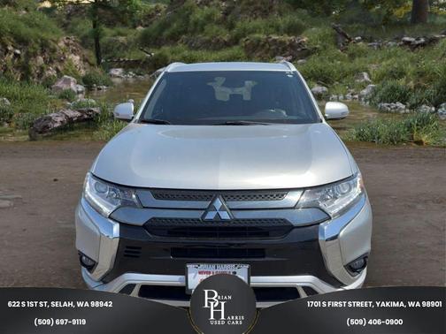 Alloy Silver Metallic 2022 Mitsubishi Outlander PHEV SEL
