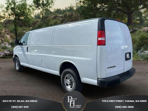 Summit White 2023 Chevrolet Express 2500 Work Van