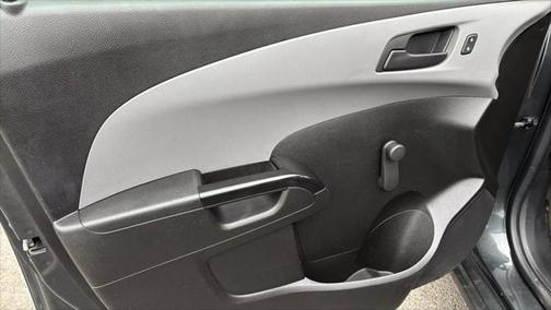 2020 Chevrolet Sonic FWD Hatchback 1FL 5-Door