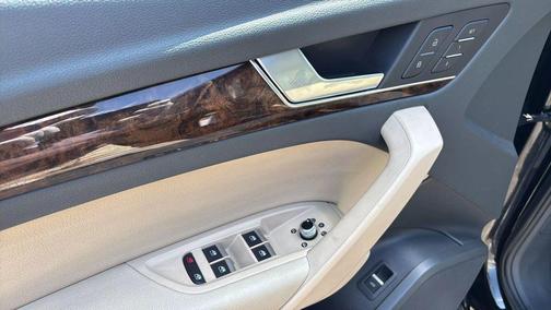 2018 Audi Q5 2.0T Premium Plus