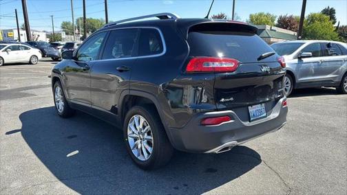 2015 Jeep Cherokee Sport