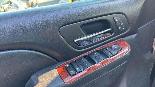 2011 Chevrolet Suburban 1500 LT