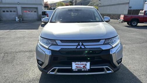 2020 Mitsubishi Outlander SP