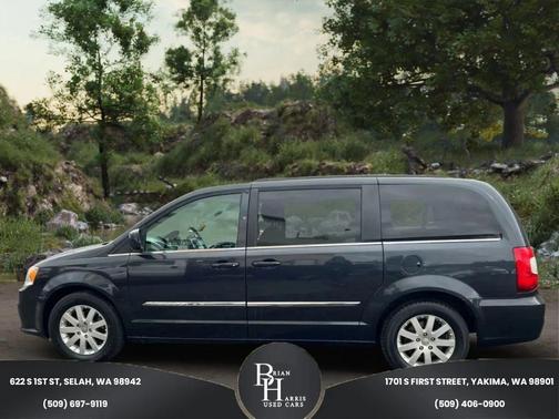 2014 Chrysler Town & Country Touring