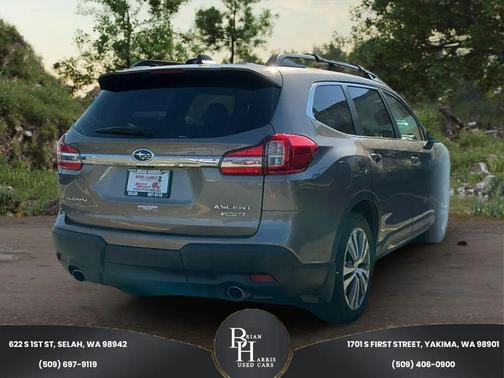 Gold 2022 Subaru Ascent Limited 8-Passenger