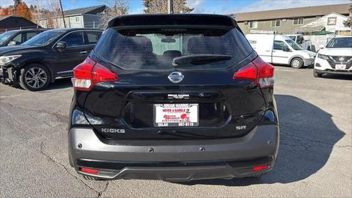 2020 Nissan Kicks SR
