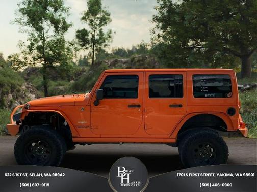 Crush Clearcoat 2012 Jeep Wrangler Unlimited Sahara