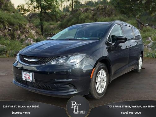 2021 Chrysler Voyager LXI