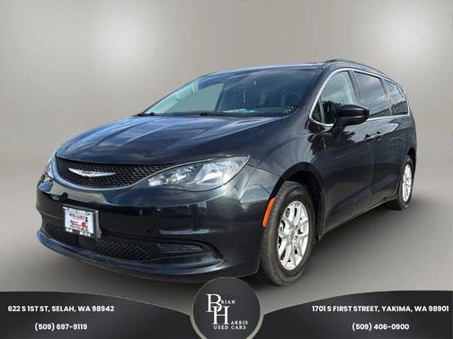 2021 Chrysler Voyager LXI