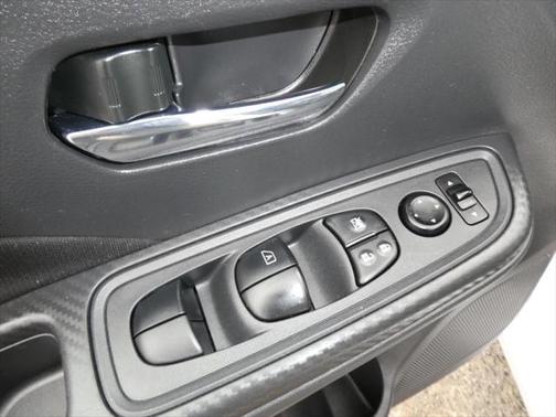 2021 Nissan Versa 1.6 SV