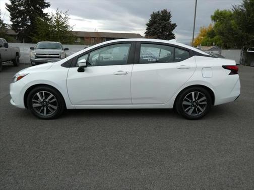2021 Nissan Versa 1.6 SV