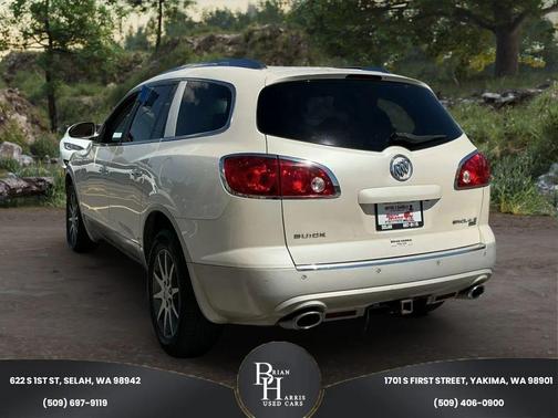 White 2008 Buick Enclave CXL