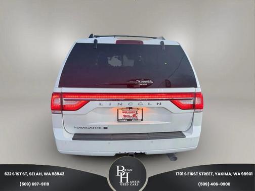 2017 Lincoln Navigator Select